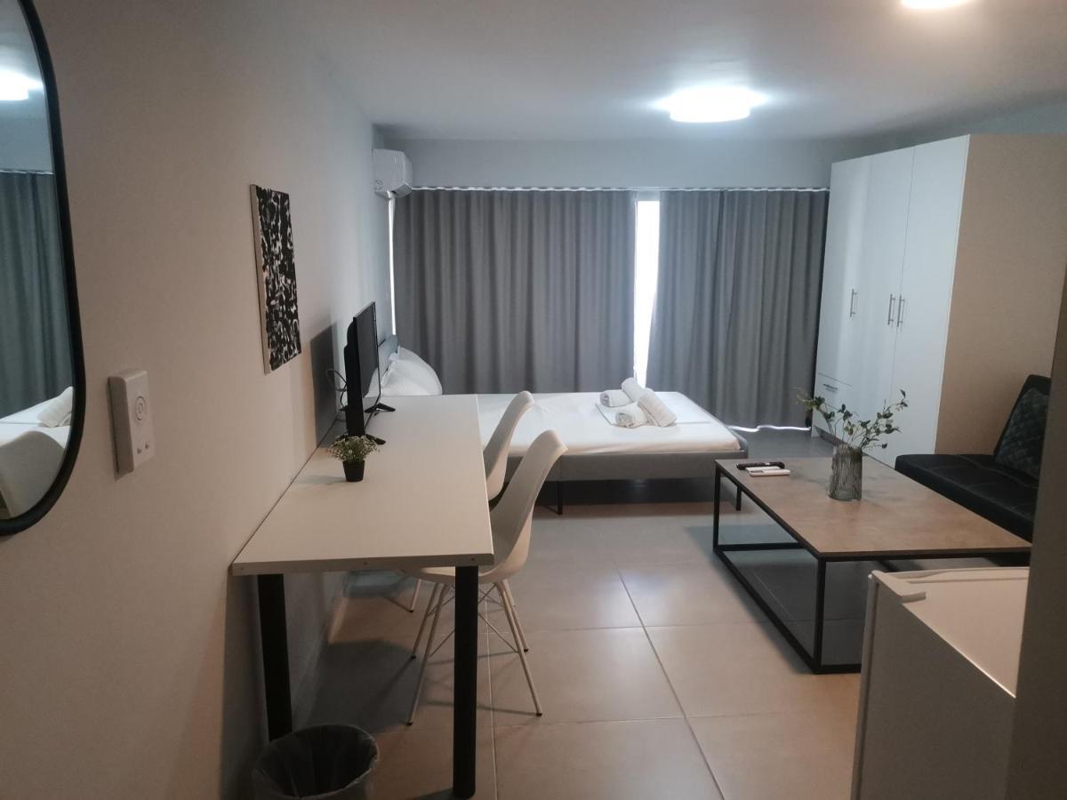 New Cozy Studio In Aigaleo Appartamento Atene Esterno foto